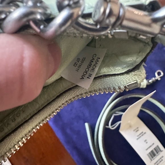 Tory Burch Mini Mint Croc-Embossed Wristlet with Crossbody Strap - Picture 9 of 11